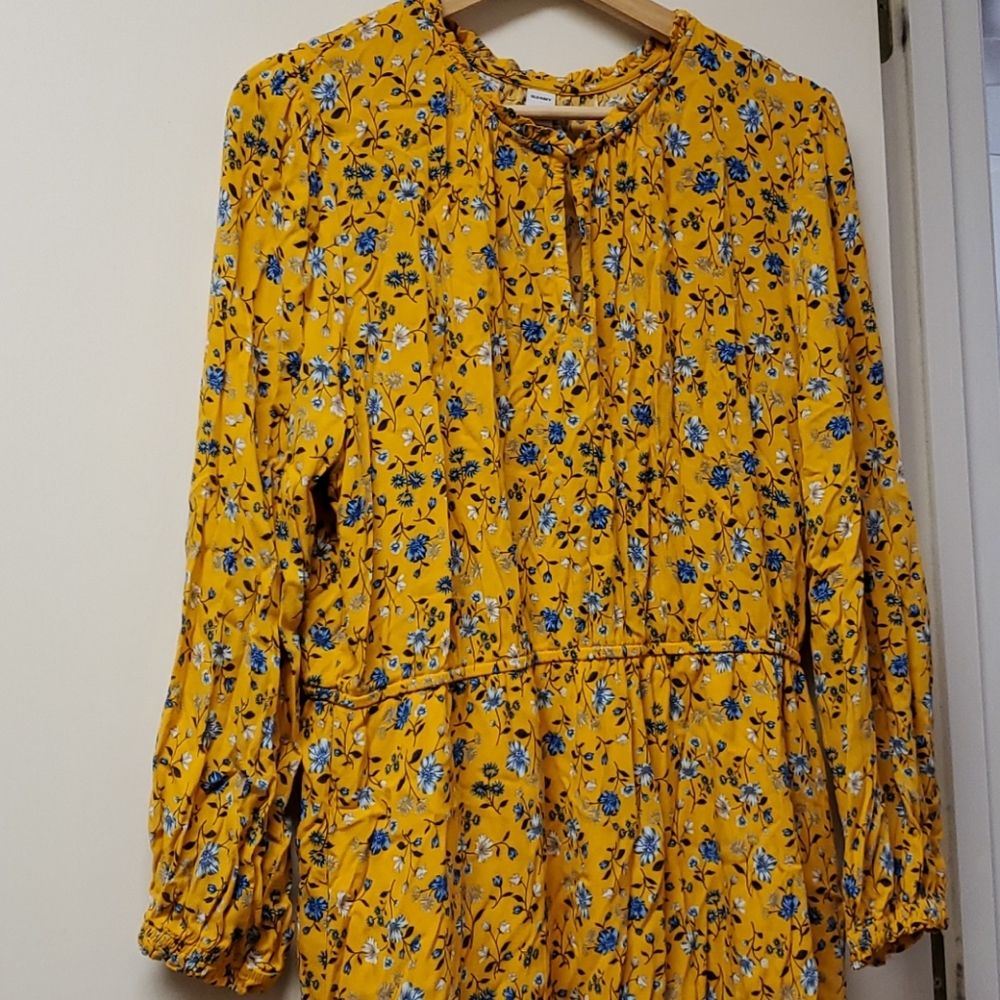 NWOT Yellow Floral Dress